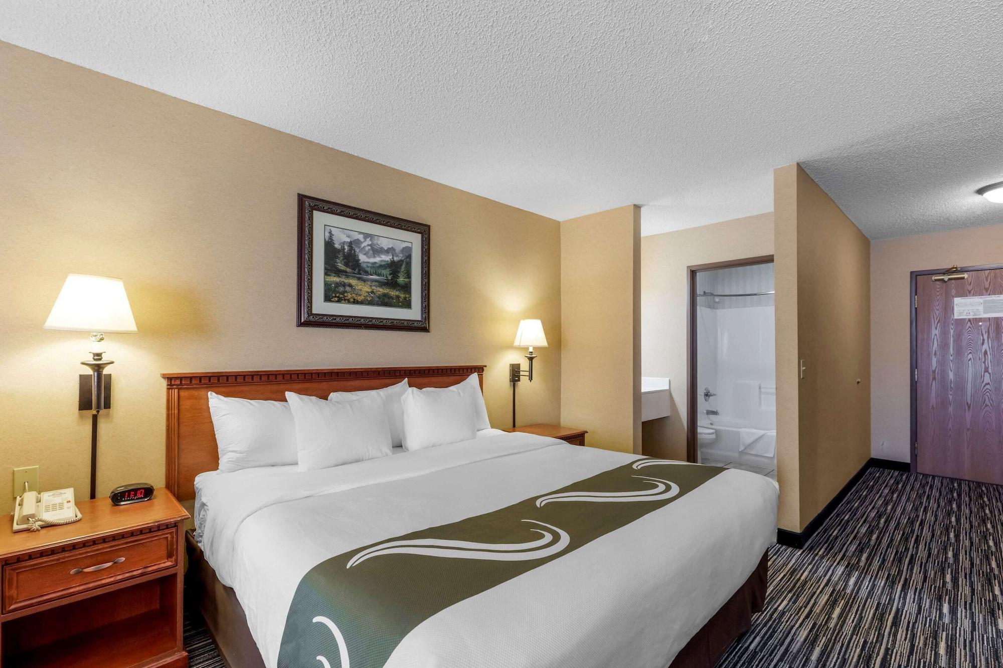 Quality Inn & Suites Wellington - Fort Collins Exterior photo