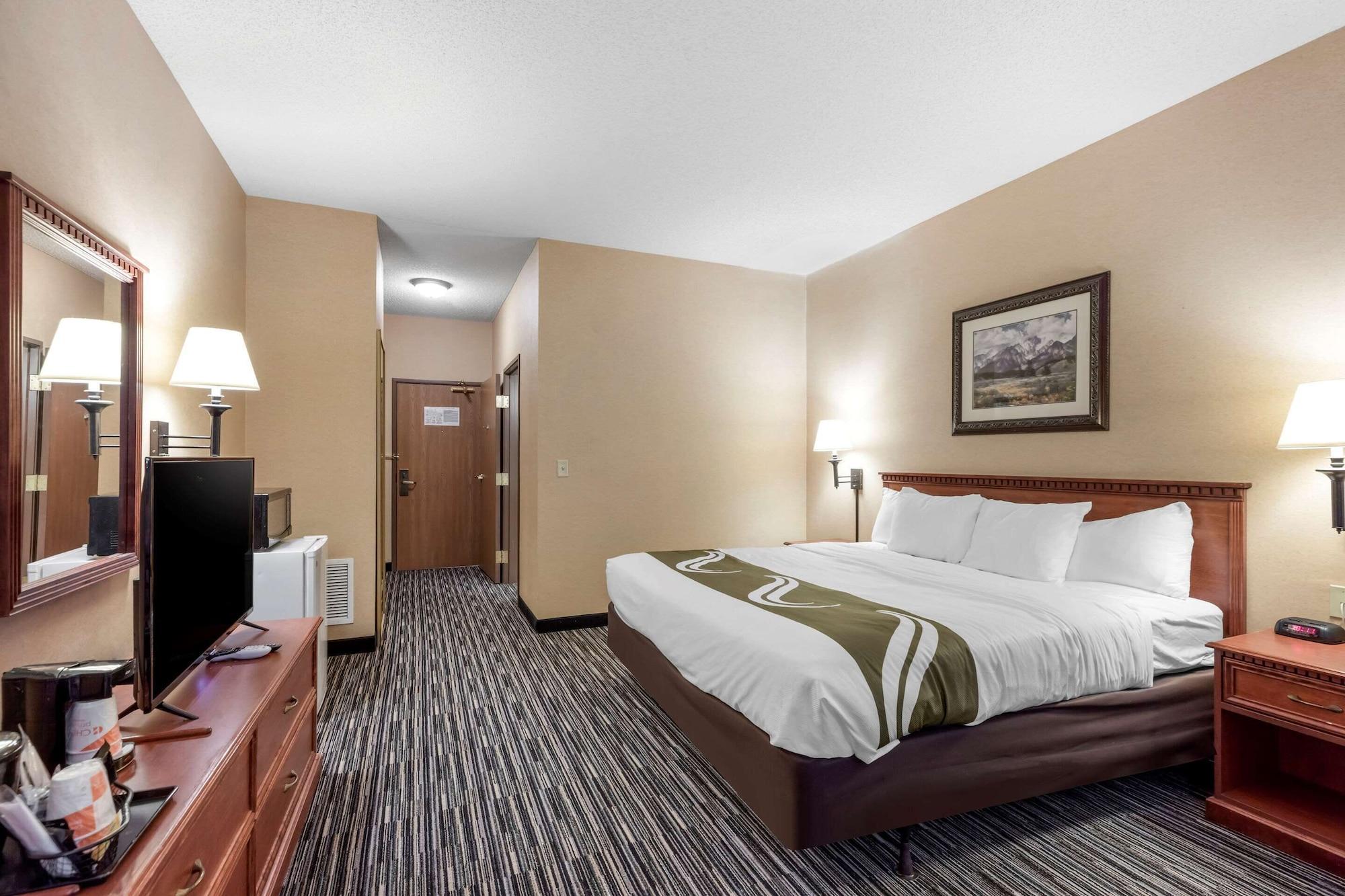 Quality Inn & Suites Wellington - Fort Collins Exterior photo