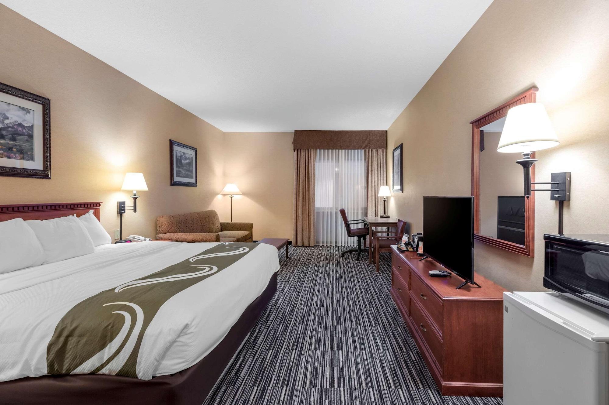Quality Inn & Suites Wellington - Fort Collins Exterior photo