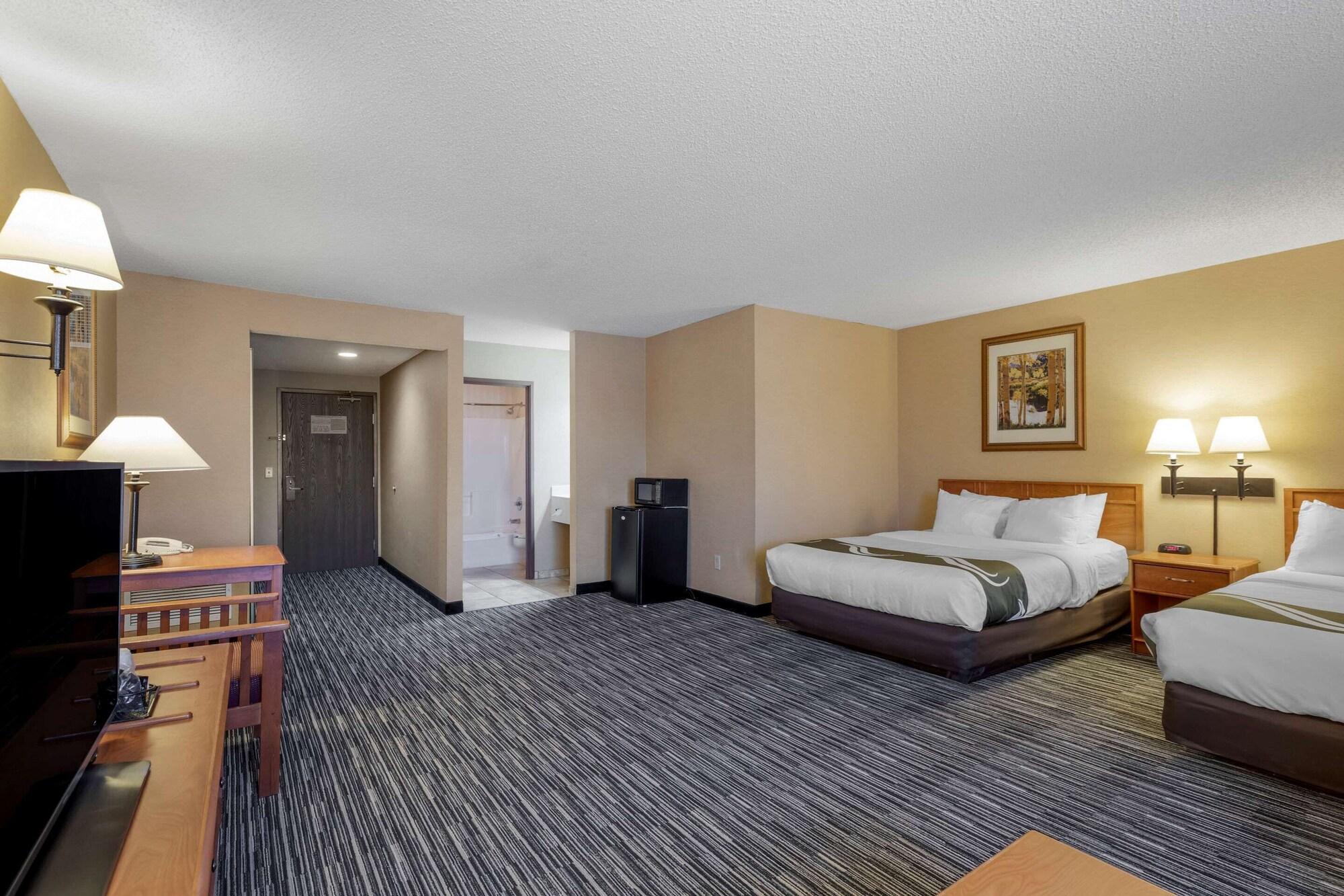 Quality Inn & Suites Wellington - Fort Collins Exterior photo